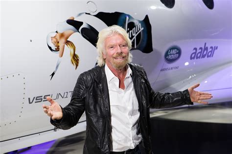 A Notável Despedida de Richard Branson da Virgin Galactic: Uma Jornada para Além dos Limites da Terra e a Reinvenção do Turismo Espacial